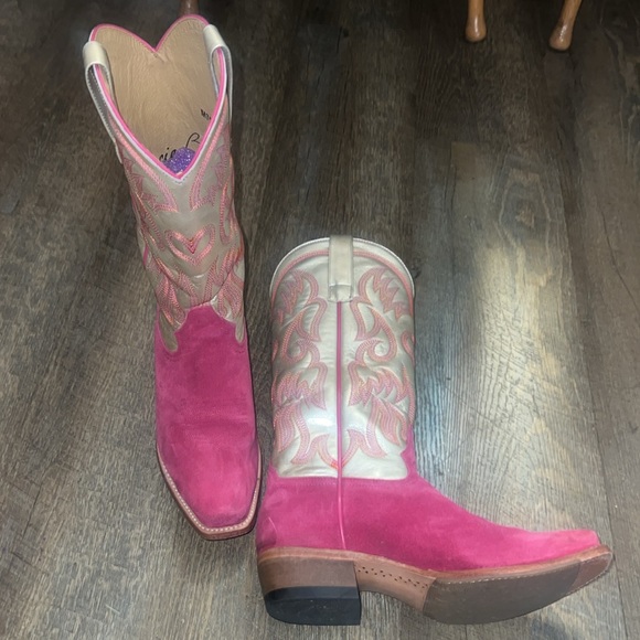 Macie Dean Pink Boots ✨ - Picture 3 of 7